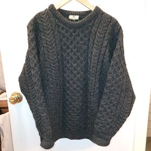 Carraig Donn Mens Aran Sweater size Medium